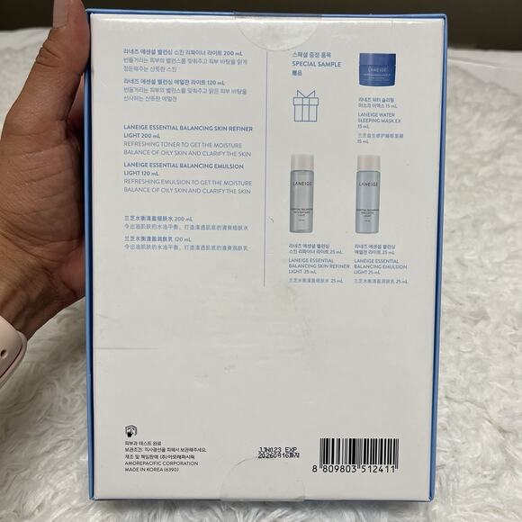 Laneige Basic Duo Set Light Essential Balancing Skin Refiner and Emulsion - Picture 3 of 4